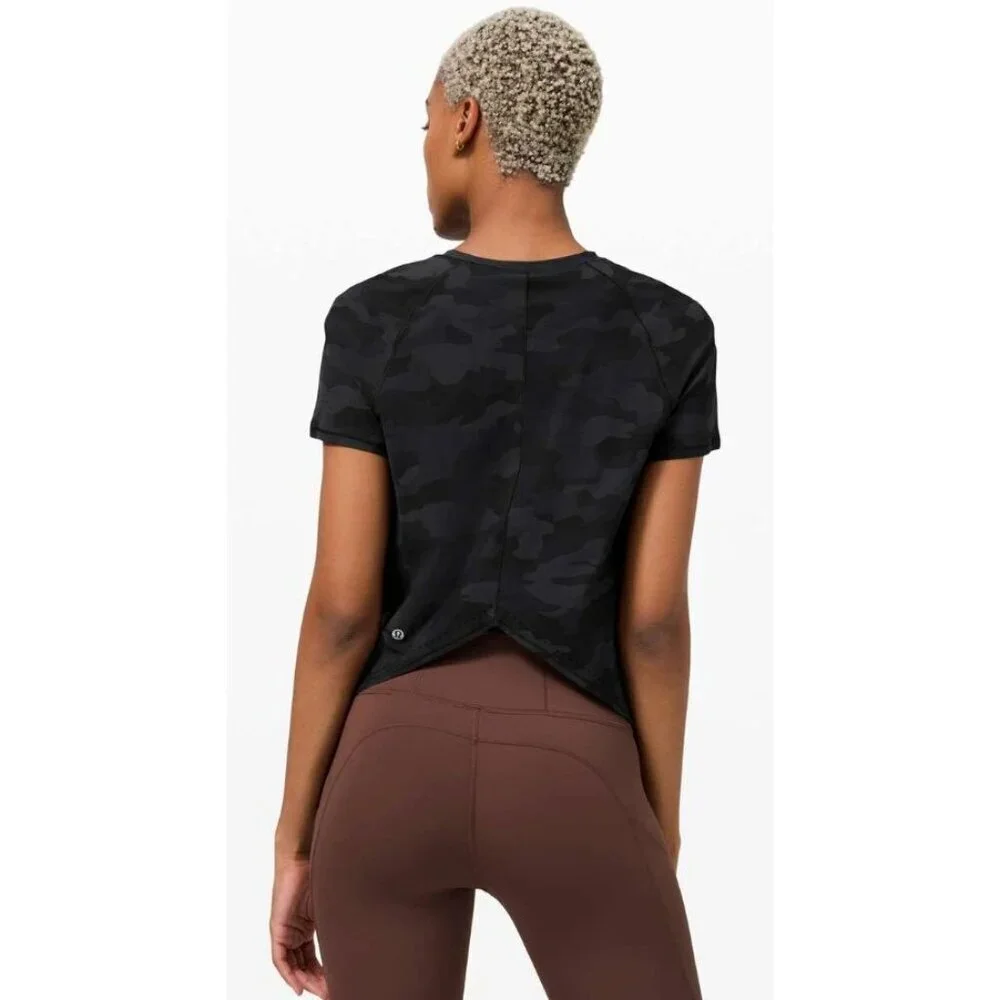 Lululemon Rise and Run Short Sleeve Heritage 365 Camo -sz 0